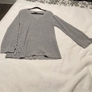 Cute detailed sweater